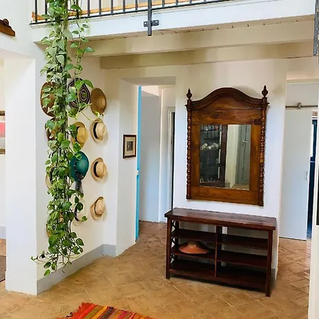 Edera Villa *